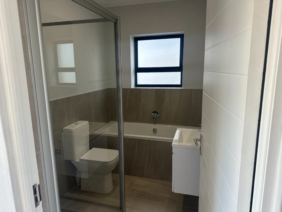 2 Bedroom Property for Sale in Table View Western Cape